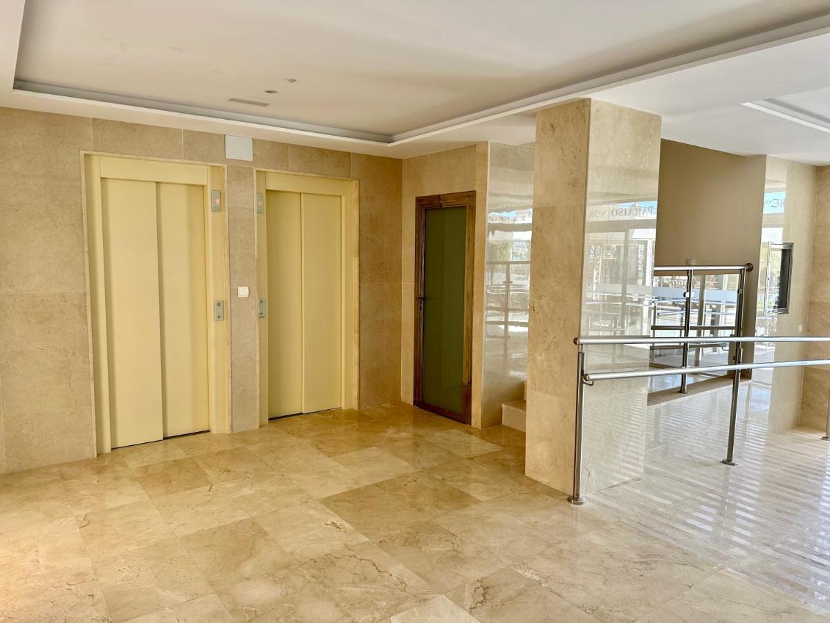 Apartamento Paraiso フエンヒロラ エクステリア 写真